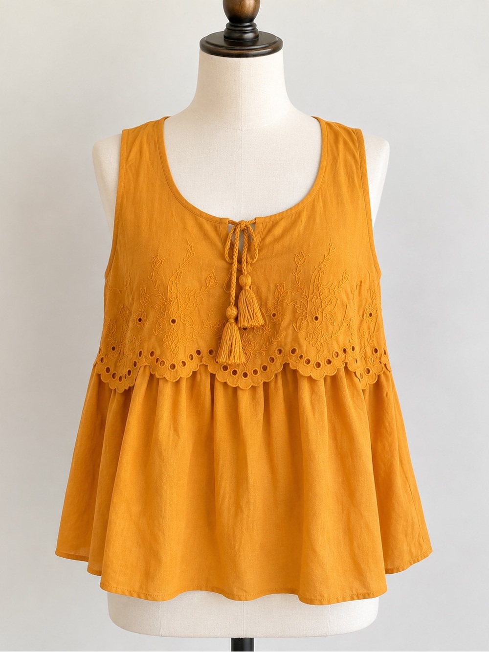 Knox Rose Mustard Eyelet Embroidered Cotton Babydoll Tank Top M
